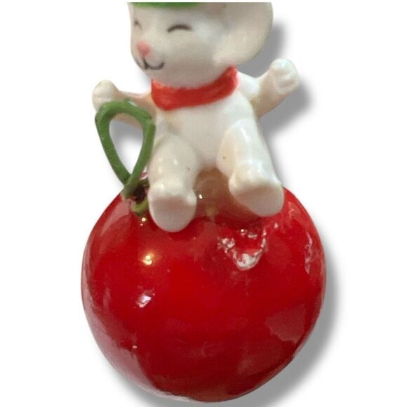 Vintage White Mouse on Cherry Dangle Earrings - Picture 5 of 8